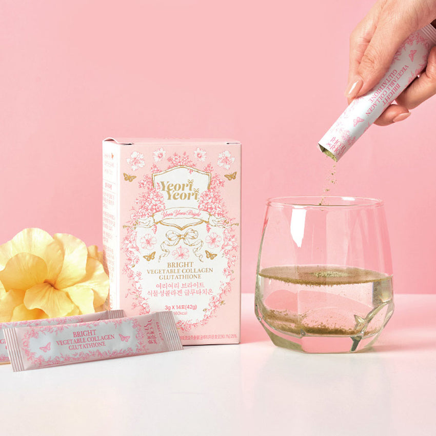 Składniki YeoriYeori Bright: glutation liposomalny, kwas hialuronowy i elastyna dla blasku skóry.